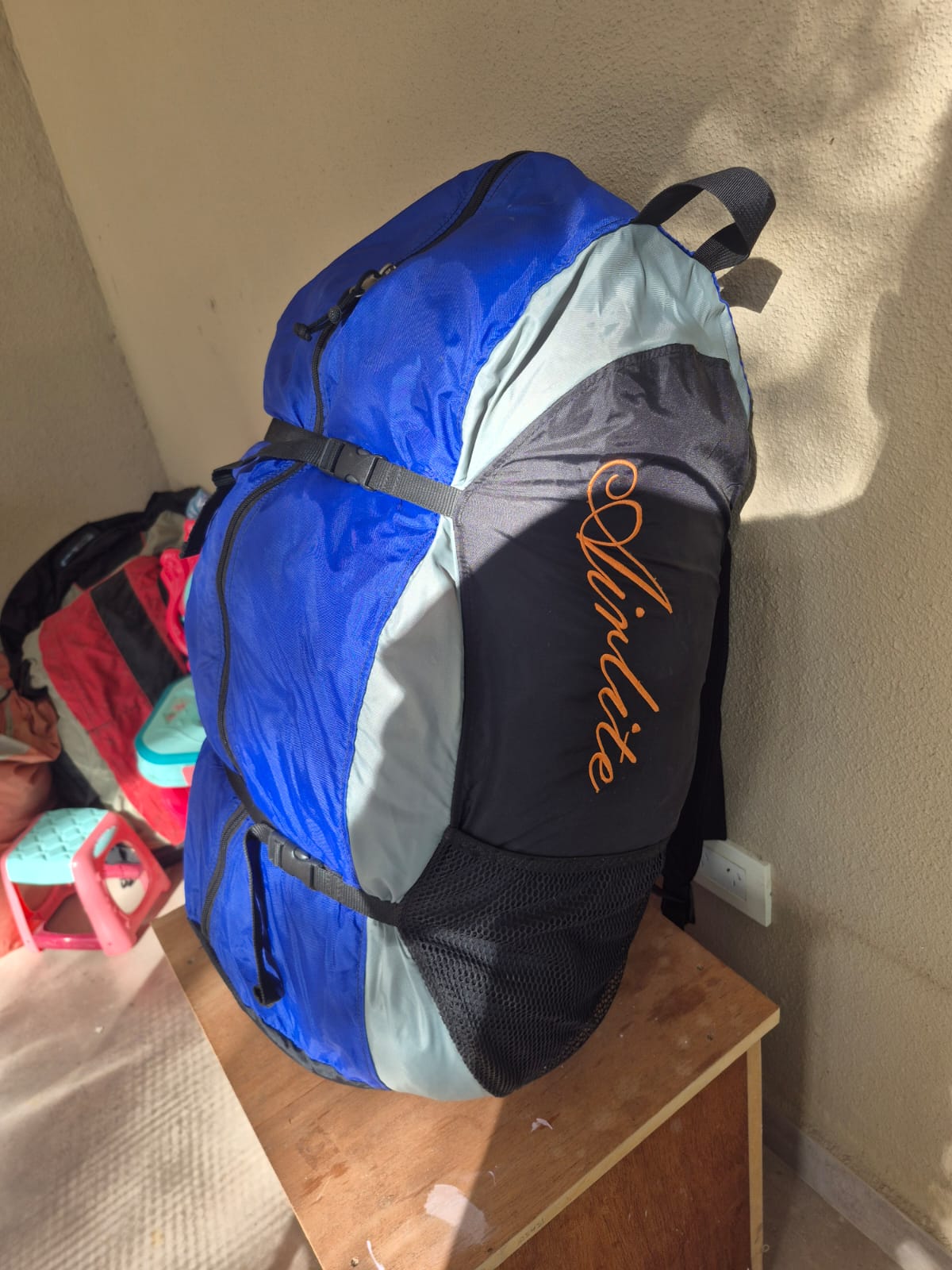 Arnés liviano reversible 1.8 kg